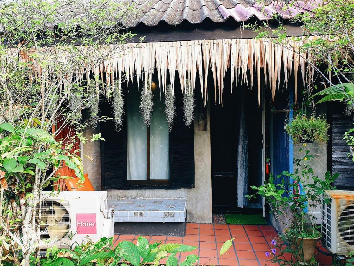 Artist'S Place Trat Exteriér fotografie